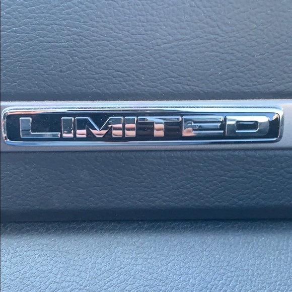 Meet your Posher, Jeff - Picture 1 of 1